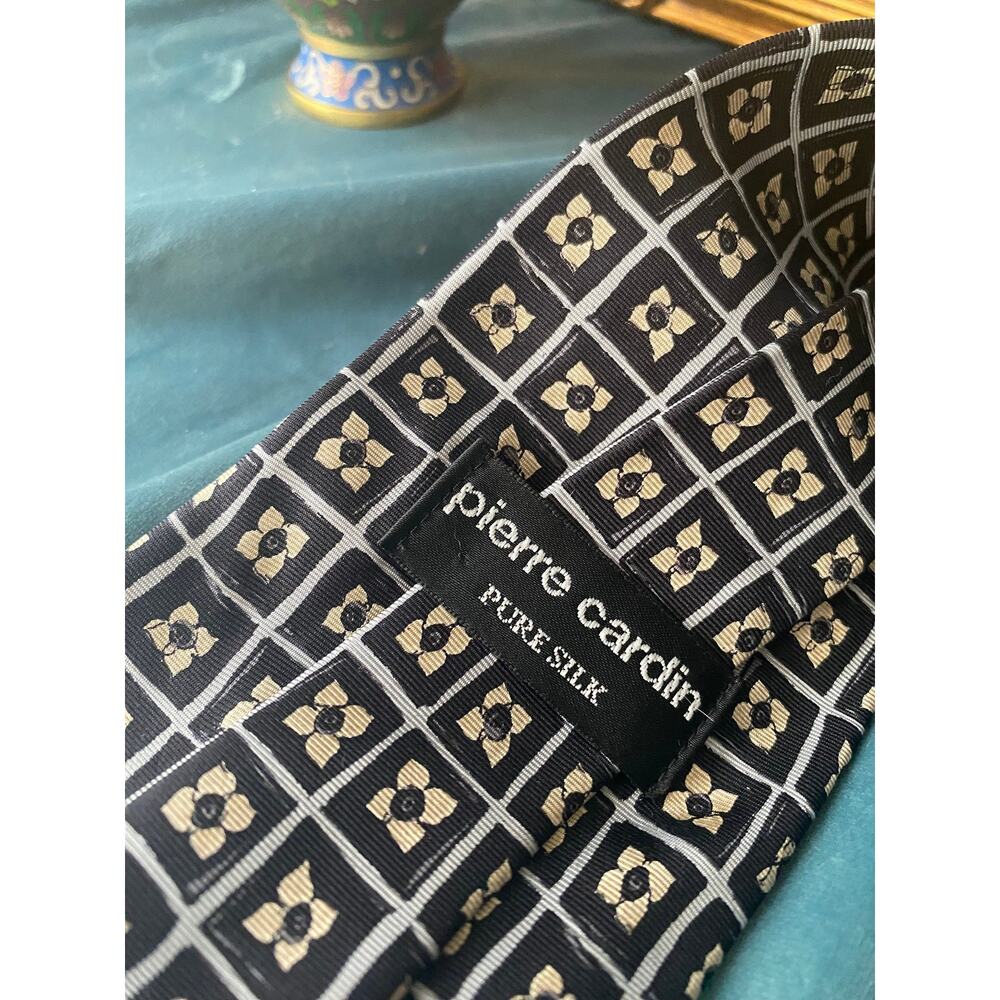 Vintage Pierre Cardin silk necktie in black and white with flowers